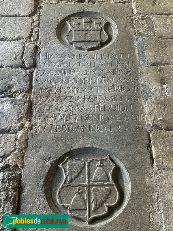 Girona - Monestir de Sant Daniel. Làpida del claustre (1527)