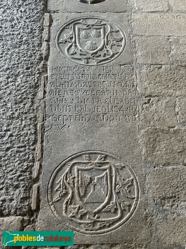 Girona - Monestir de Sant Daniel. Làpida del claustre (1480)