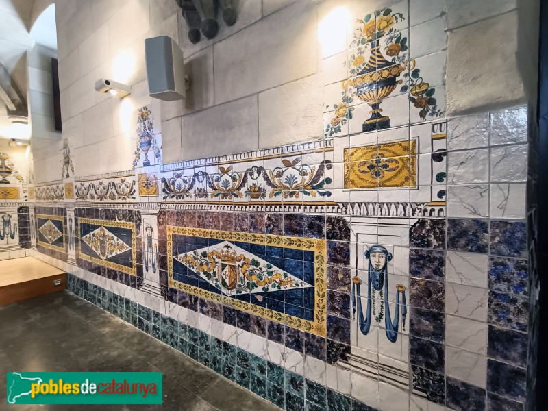 Barcelona - Casa de Convalescència. Menjador d'homes