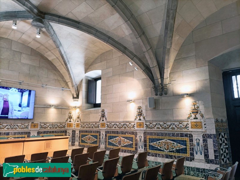 Barcelona - Casa de Convalescència. Menjador d'homes