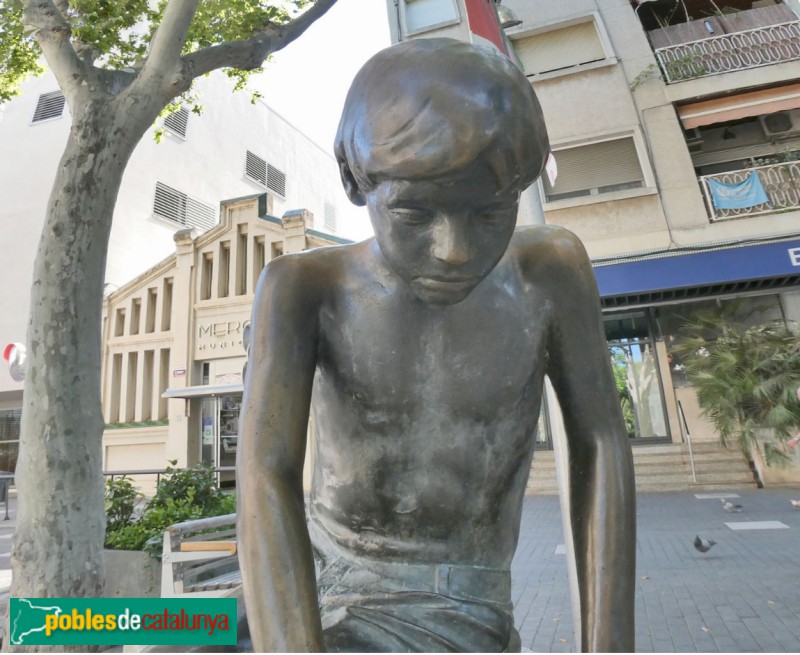 El Prat - Escultura <i>Nen amb sargantana</i>