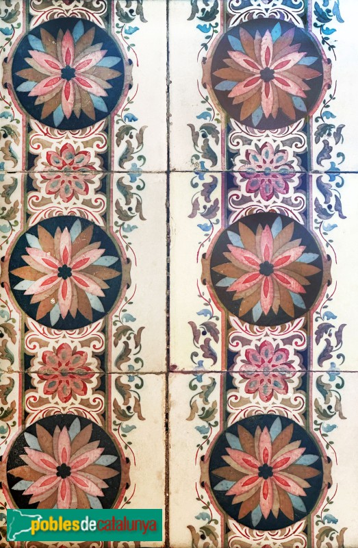 Argentona - Passeig Baró de Vive. Detall