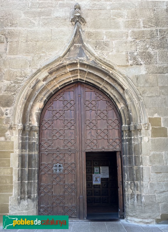 Lleida - Església de Sant Llorenç. Porta posterior