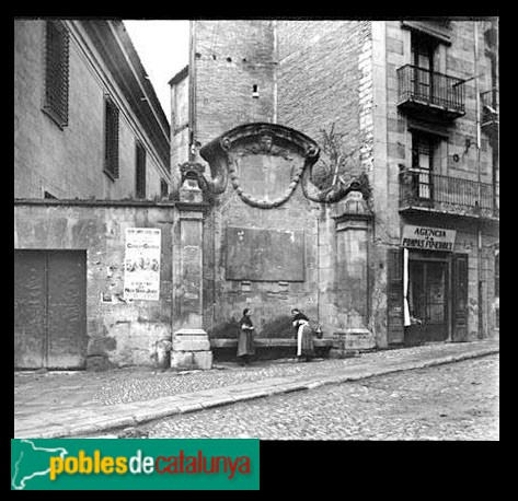 Lleida - La font dels Tritons al seu emplaçament original