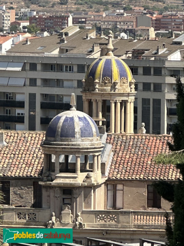 Lleida - Antiga Banca Llorens. Cúpules