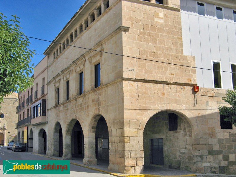 Linyola - Casa de la Vila (Foto: Albert Esteves, 2008) Linyola - Casa de la Vila