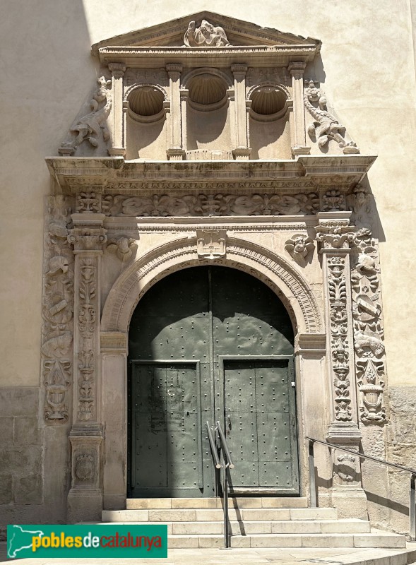 Lleida - Portada de l'església de la Sang