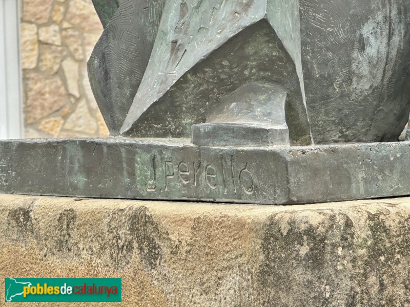 Linyola - Monument a Pau Casals (2)