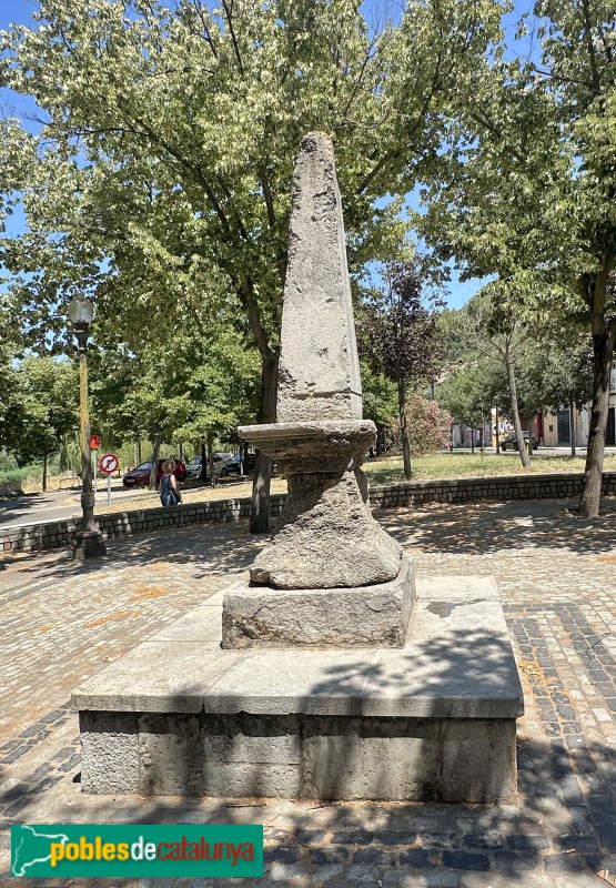 Girona - Obelisc de Pedret