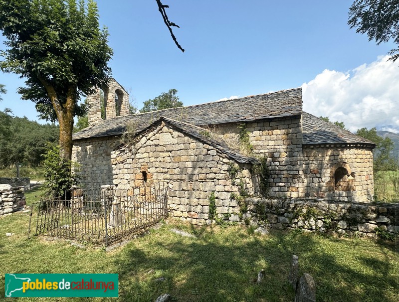 Bellver de Cerdanya - Església de Sant Serni de Coborriu (Foto: Albert Esteves, 2025) Bellver de Cerdanya - Església de Sant Serni de Coborriu