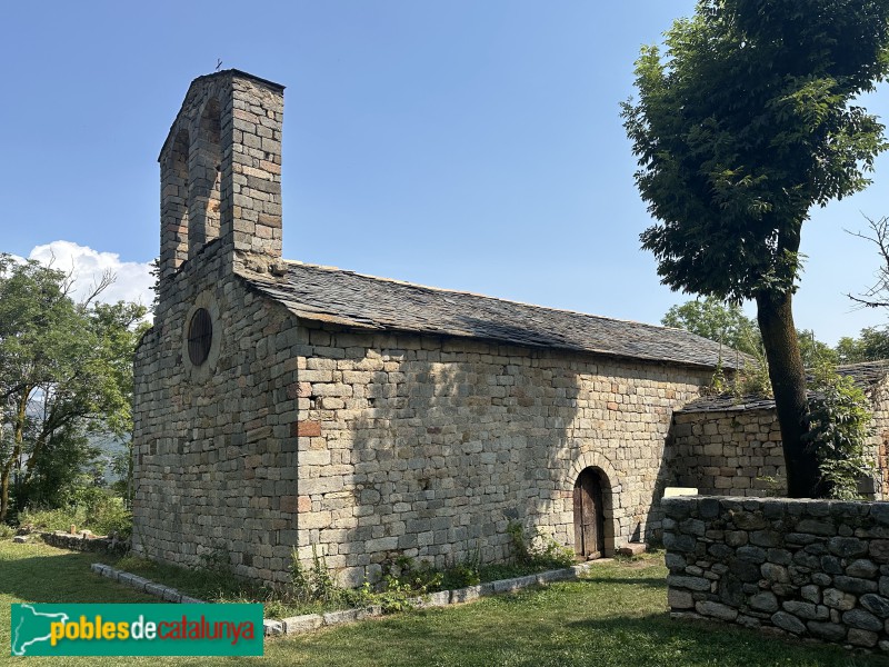 Bellver de Cerdanya - Església de Sant Serni de Coborriu (Foto: Albert Esteves, 2025) Bellver de Cerdanya - Església de Sant Serni de Coborriu