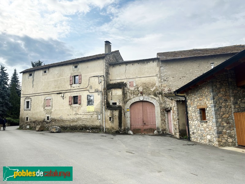 Bellver de Cerdanya - Cal Tresa (Talló) (Foto: Albert Esteves, 2025) Bellver de Cerdanya - Cal Tresa (Talló)