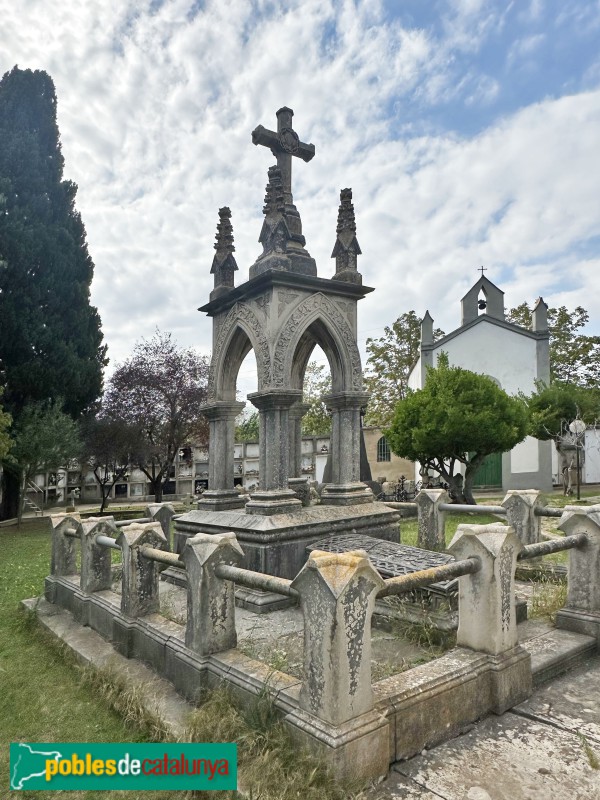 Girona - Cementiri de Pont Major. Panteó Narcís Mas (Foto: Albert Esteves, 2025) Girona - Cementiri de Pont Major. Panteó Narcís Mas