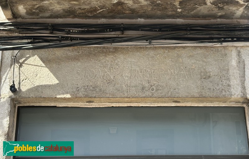 Sarrià de Ter - Llinda (1718, Joan Gimbernat) (Foto: Albert Esteves, 2025) Sarrià de Ter - Llinda (1718, Joan Gimbernat)