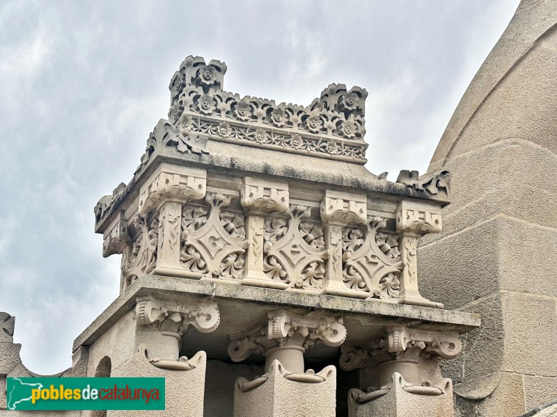 Lloret de Mar - Cementiri. Panteó Esqueu-Vilallonga