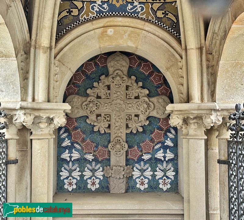 Lloret de Mar - Cementiri. Panteó Costa-Macià (Foto: Albert Esteves, 2025) Lloret de Mar - Cementiri. Panteó Costa-Macià