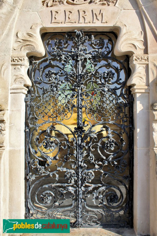 Lloret de Mar - Cementiri. Panteó Cabañas