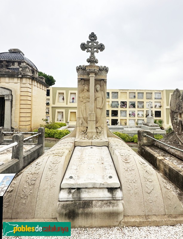 Lloret de Mar - Cementiri. Sepulcre Conill Aldrich (Bonaventura Conill, 1906)