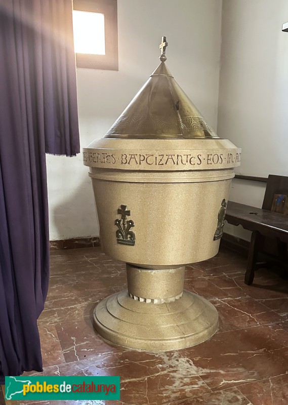 Gimenells i Pla de la Font - Església de la Mare de Déu del Roser (Foto: Albert Esteves, 2025) Gimenells i Pla de la Font - Església de la Mare de Déu del Roser