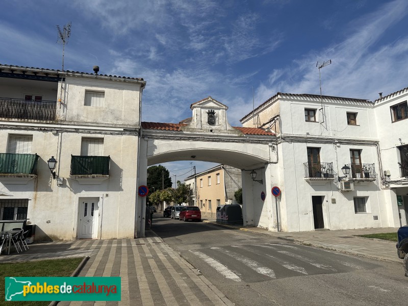 Gimenells i Pla de la Font - Poble de Gimenells