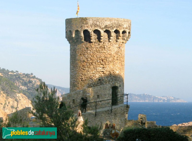 Tossa de Mar - Torre de Joanàs (Foto: Albert Esteves, 2011) Tossa de Mar - Torre de Joanàs