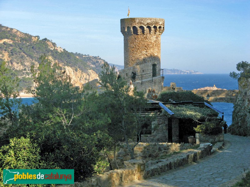 Tossa de Mar - Torre de Joanàs (Foto: Albert Esteves, 2011) Tossa de Mar - Torre de Joanàs