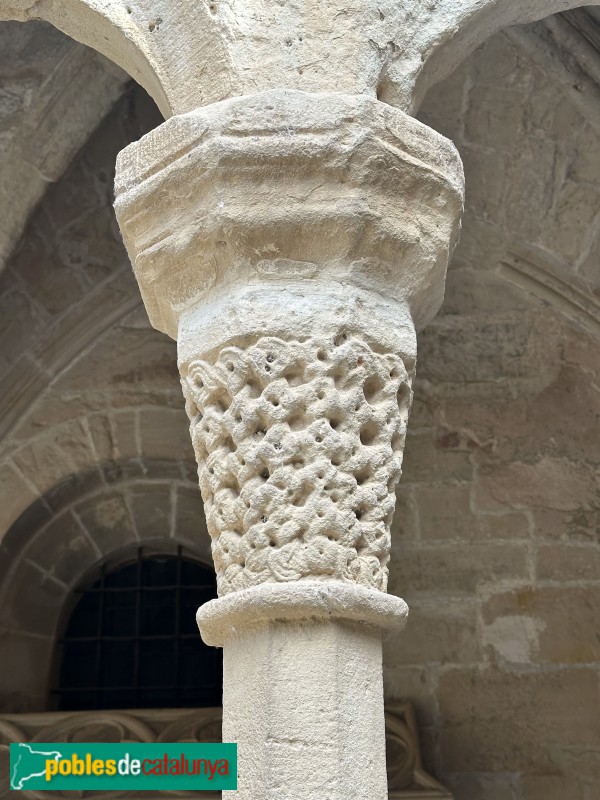 Monestir de Poblet - Capitell del claustre