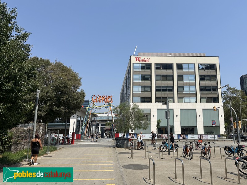 Barcelona - Centre Comercial Glòries (Foto: Albert Esteves, 2025) Barcelona - Centre Comercial Glòries