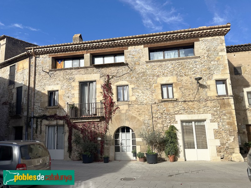 Sant Jordi Desvalls - Can Carreres