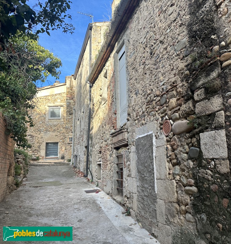 Cervià de Ter - Muralla