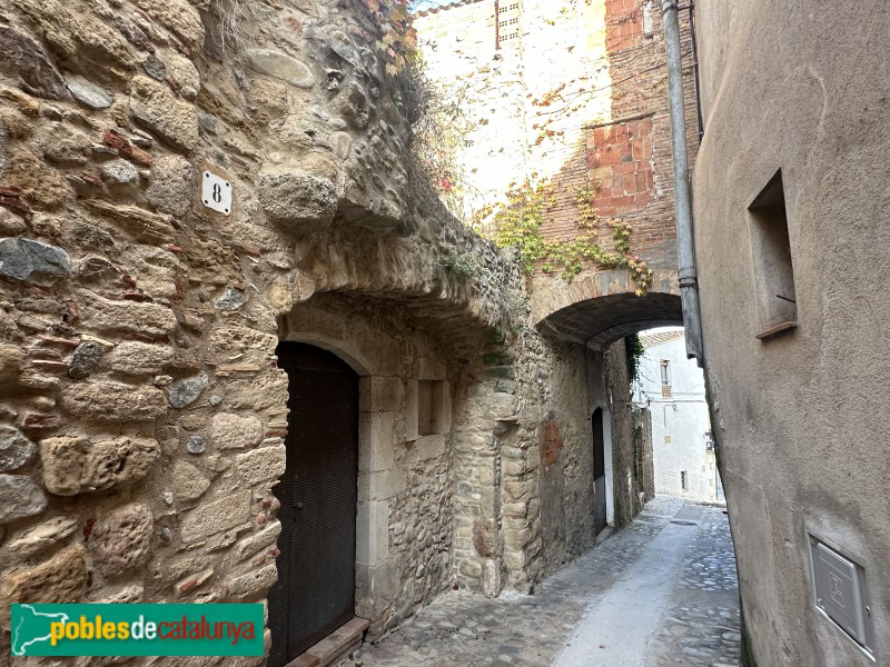 Cervià de Ter - Muralla