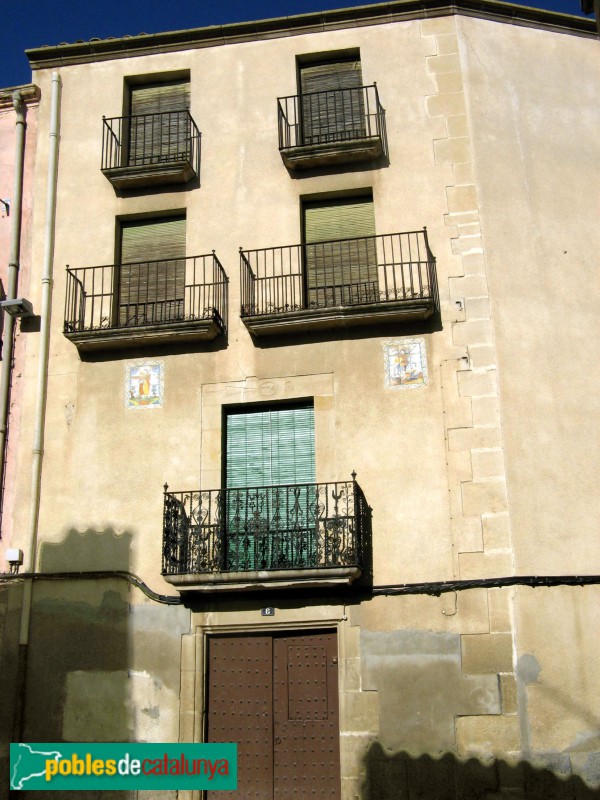 Torregrossa - Cal Ferrer (Foto: Albert Esteves, 2008) Torregrossa - Cal Ferrer