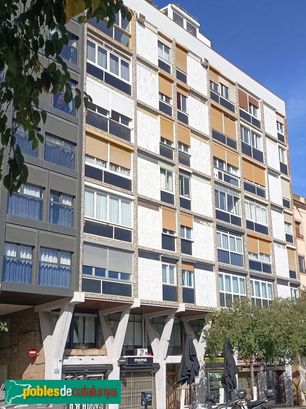 Barcelona - Còrsega, 697