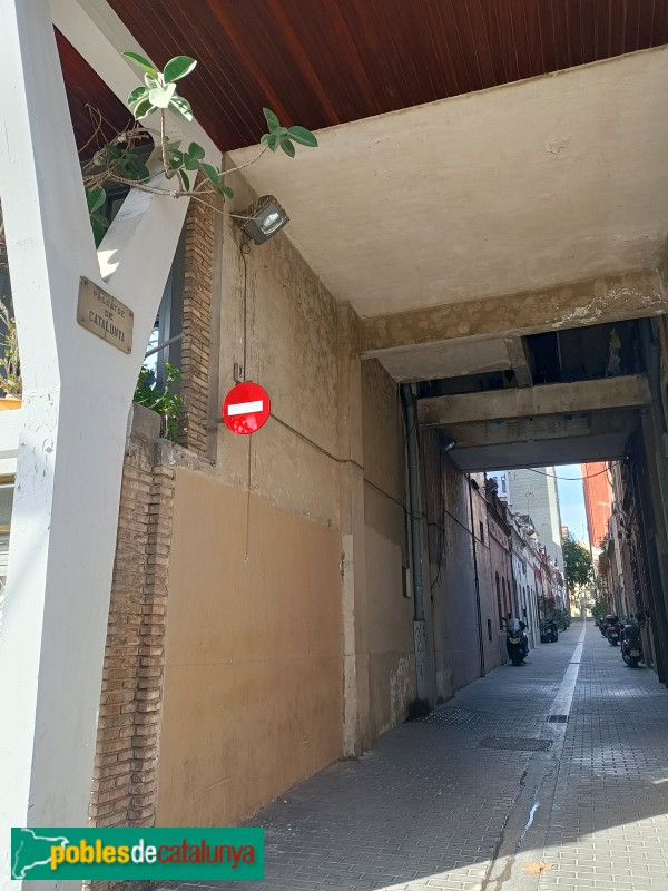 Barcelona - Còrsega, 697