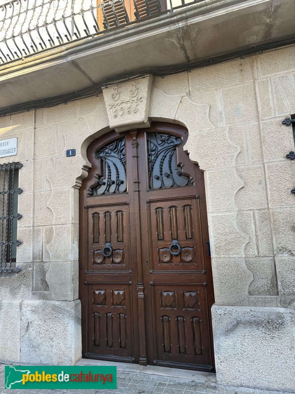 Torregrossa - Carrer Mossèn Cinto Verdaguer, 1 (Foto: Albert Esteves, 2025) Torregrossa - Carrer Mossèn Cinto Verdaguer, 1