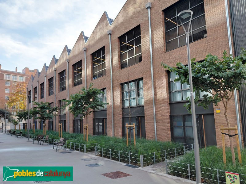 Barcelona - Indústries Deslite. Façana Av. Icària