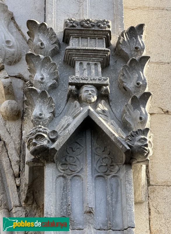 Bordils - Església de Sant Esteve. Portada