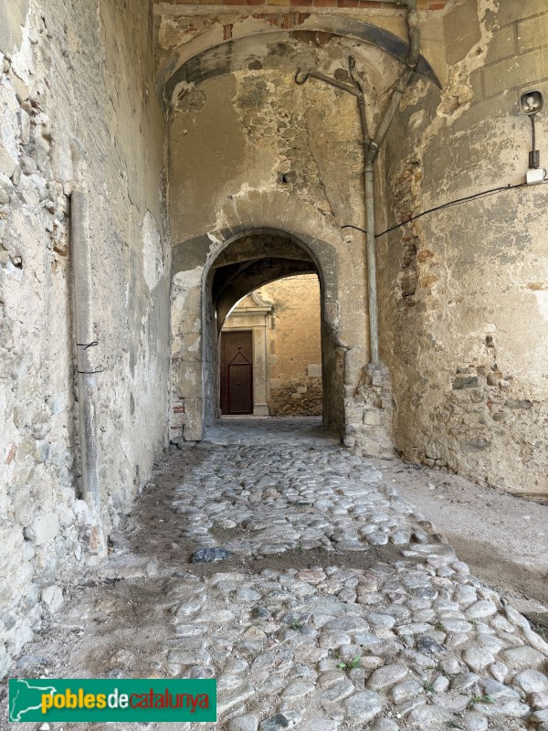 Sant Julià de Ramis - Castell de Medinyà