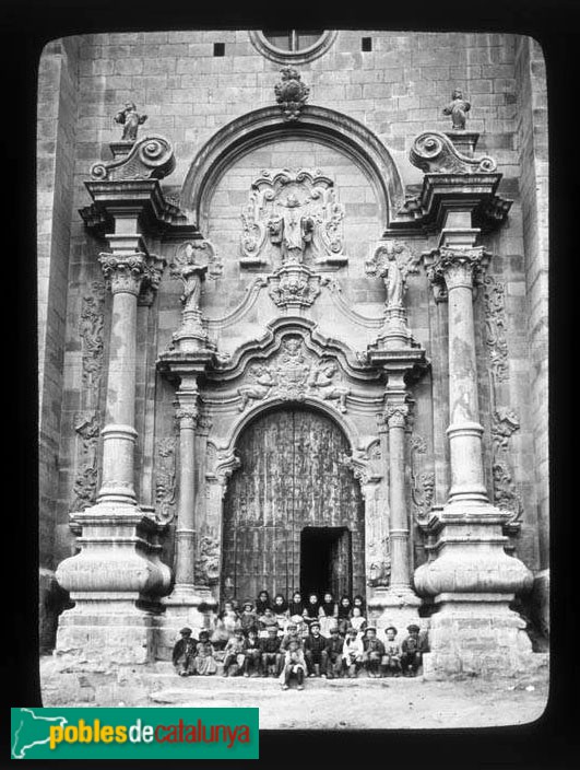 Aitona - Església de Sant Antolí. Portada