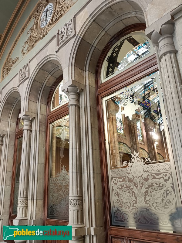 Barcelona - Palau de Justícia. Vestíbul. Planta superior (Foto: Anna Corcoll, 2025) Barcelona - Palau de Justícia. Vestíbul. Planta superior