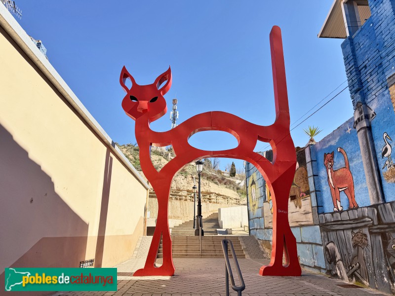 Almacelles - Escultura <i>Gat Vermell</i>