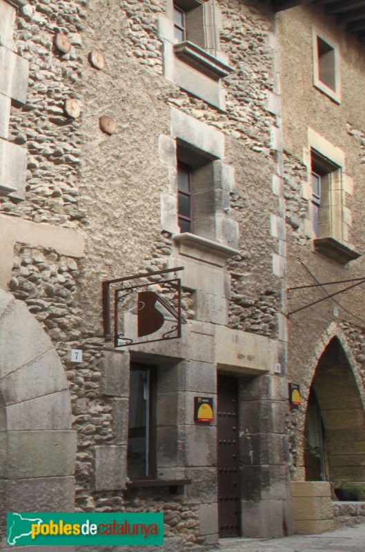 Barcelona - Poble Espanyol. Reproducció de can Betes de Rupit (Foto: Albert Esteves, 2016) Barcelona - Poble Espanyol. Reproducció de can Betes de Rupit