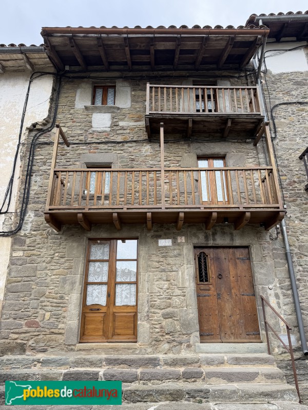 Rupit - Carrer del Fossar, 3 -Can Panart, 1658- (Foto: Albert Esteves, 2026) Rupit - Carrer del Fossar, 3 -Can Panart, 1658-