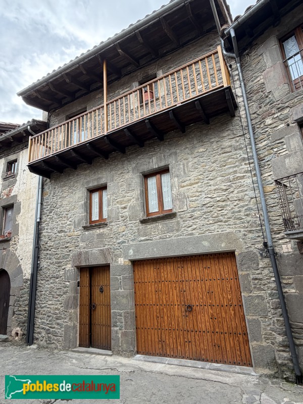 Rupit - Carrer del Palau, 6 (Foto: Albert Esteves, 2026) Rupit - Carrer del Palau, 6