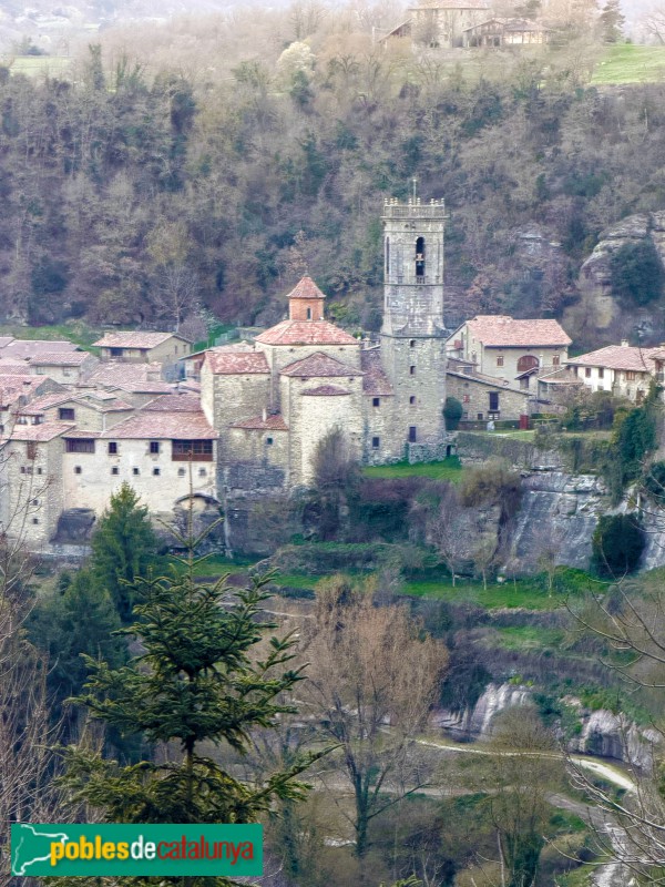 Rupit - Església de Sant Miquel (Foto: Albert Esteves, 2026) Rupit - Església de Sant Miquel