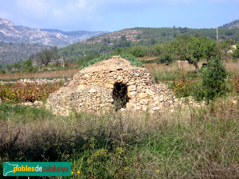 La Bisbal del Penedès - Cabana (Foto: Albert Esteves, 2006) La Bisbal del Penedès - Cabana