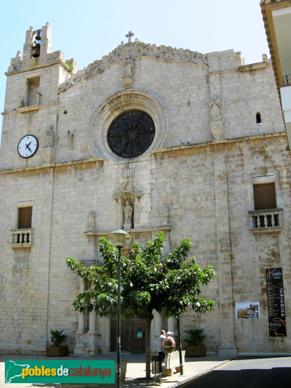 L´Escala - Església de Sant Pere (Foto: Albert Esteves, 2009) L´Escala - Església de Sant Pere