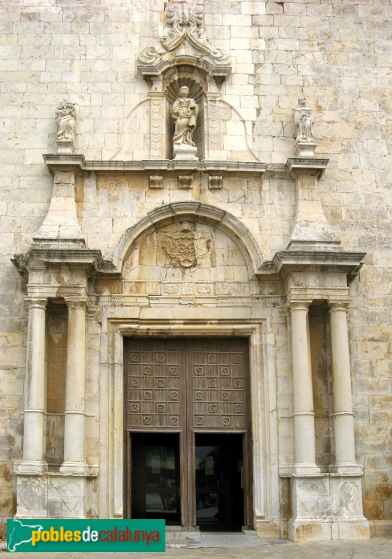 L´Escala - Església de Sant Pere (Foto: Albert Esteves, 2009) L´Escala - Església de Sant Pere