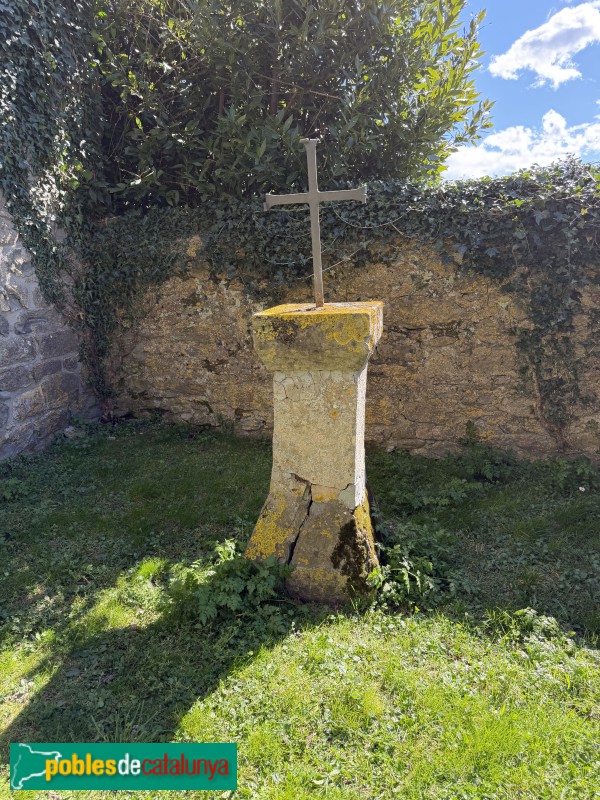 L'Esquirol - Creu de Sant Julià de Cabrera (Foto: Albert Esteves, 2026) L'Esquirol - Creu de Sant Julià de Cabrera