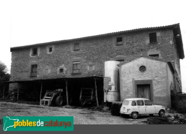 L'Esquirol - El Cuní (Foto: <i>Carme Torrents-invarquit.cultura.gencat.cat-</i>, 1992) L'Esquirol - El Cuní